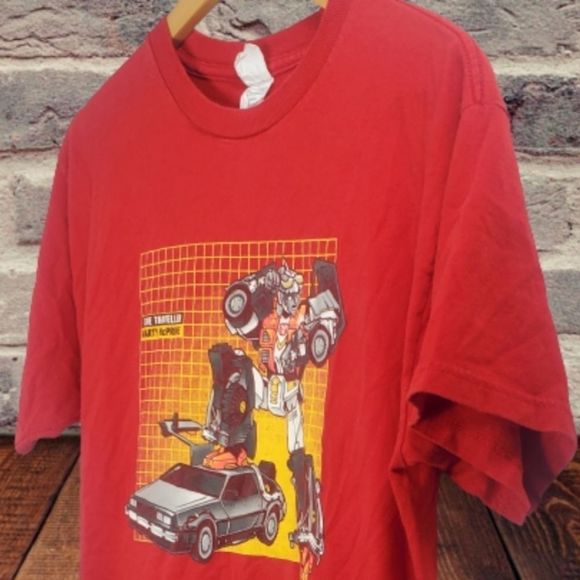 "Custom Design" / Mashup Tee-shirt - Picture 2 of 7